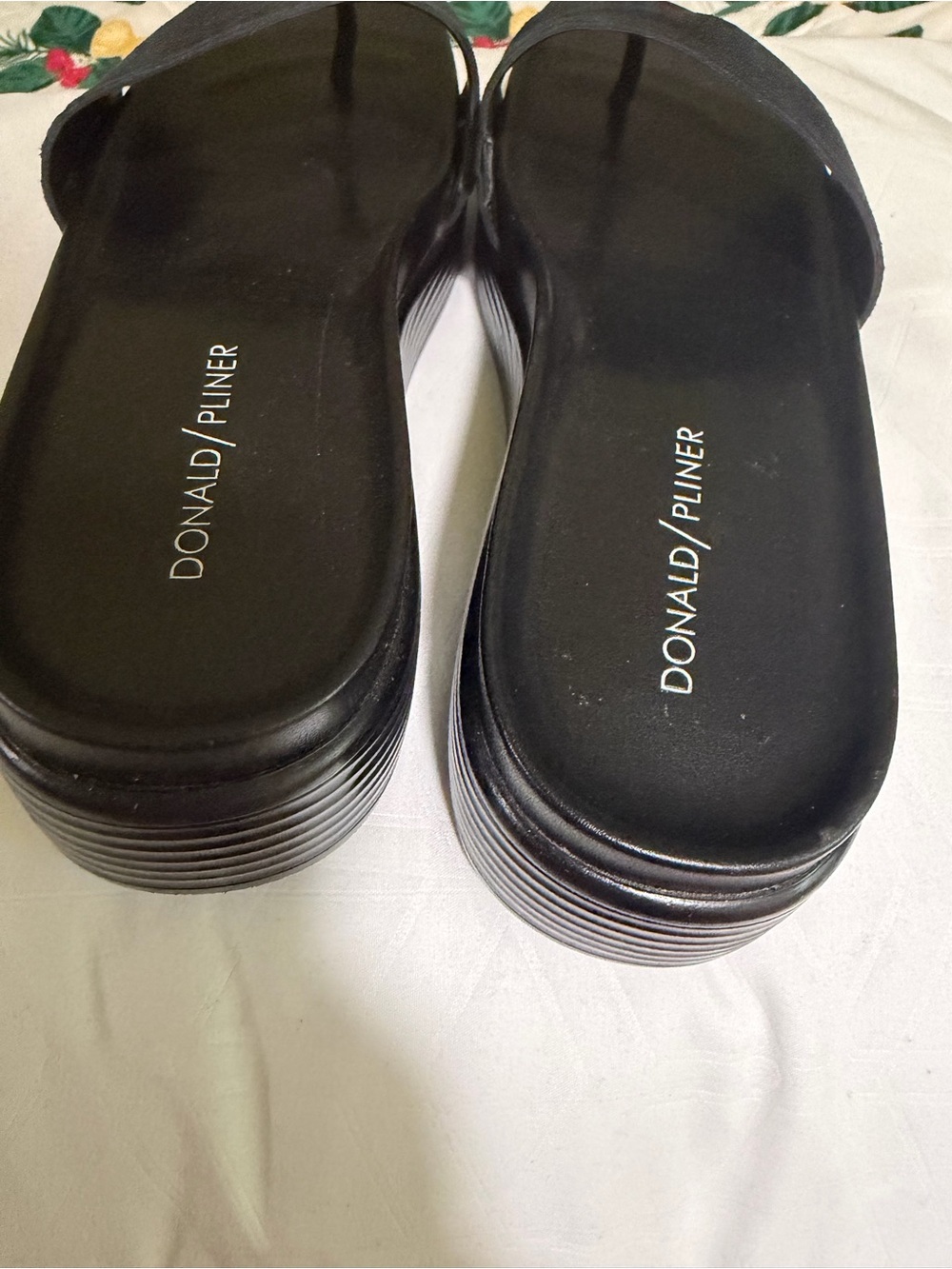 Donald J. Pliner Black Slide Sandals - Picture 5 of 6
